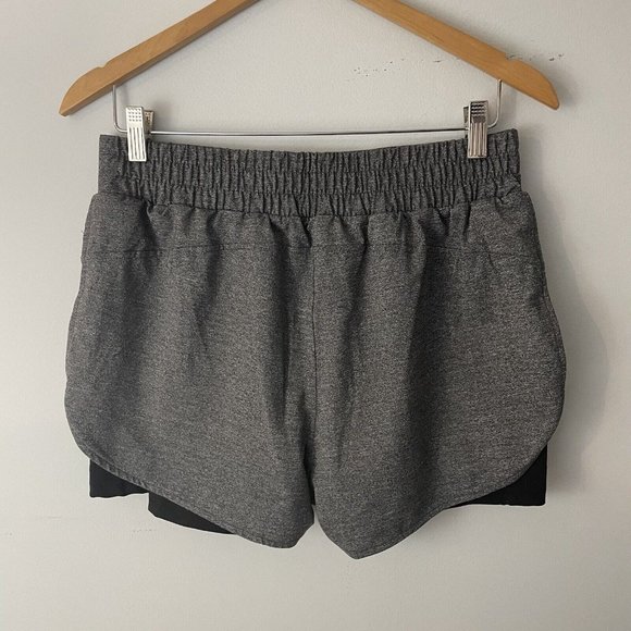 NWT Cool Run Women's Gray Compression Running Shorts Athletic Size Large L - Picture 2 of 7